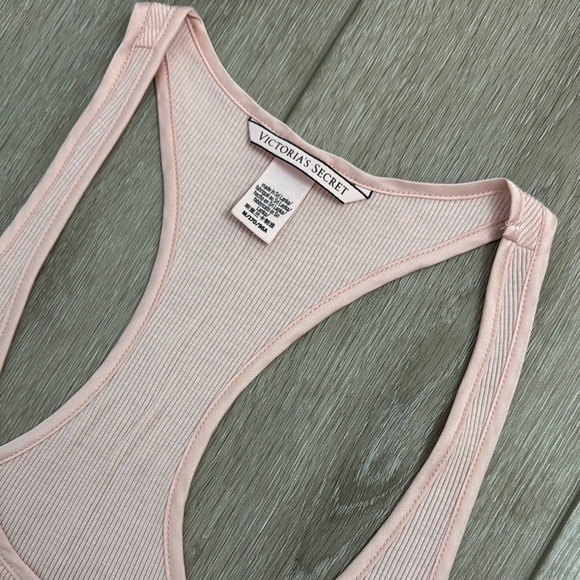 Victoria's Secret Pink Ribbed Tank Top - Picture 2 of 4
